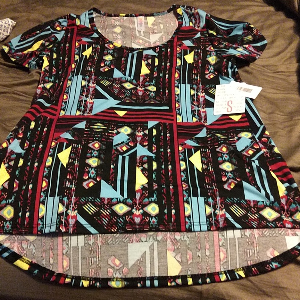 Vibrant patterned classic tee